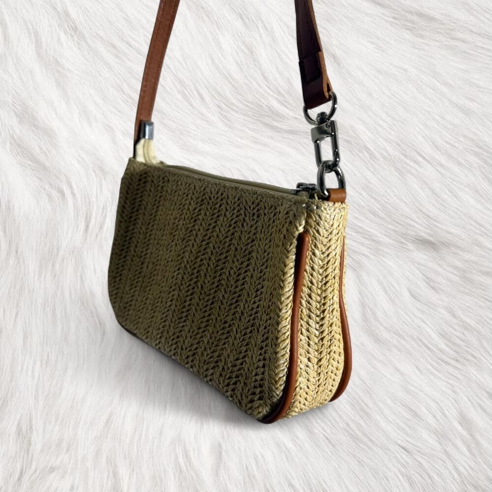Brown & tan woven straw summer handbag with herringbone pattern